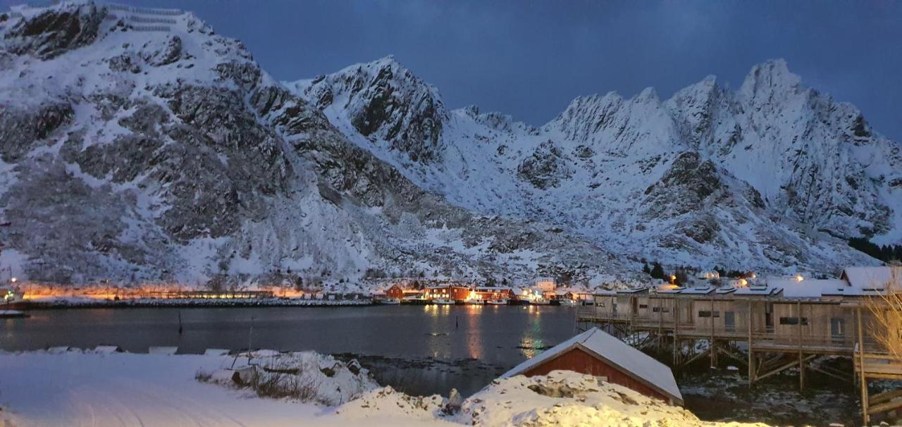 Your Place To Stay In Lofoten At Our Family House! 발스타드 외부 사진