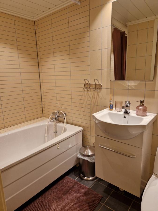 Your Place To Stay In Lofoten At Our Family House! 발스타드 외부 사진